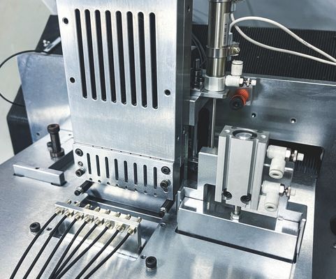 Sistema de separación automático de corte y moldeo de barras de máquina