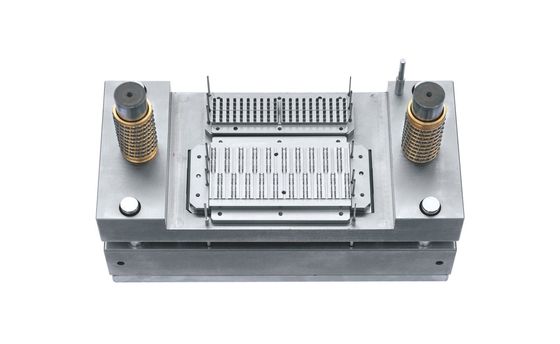 En frío Corredor Semicon IC Cuadro de plomo Estampado de moho Nitruración Tratamiento de superficie